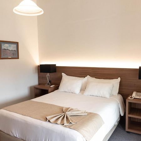 Parque Hotel Jean Clevers Punta del Este Bagian luar foto A bedroom at the hotel