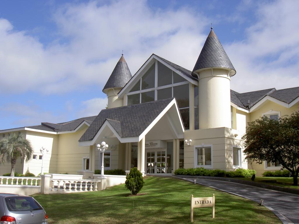 Parque Hotel Jean Clevers Punta del Este Bagian luar foto The clubhouse at the Stellenbosch Golf Club