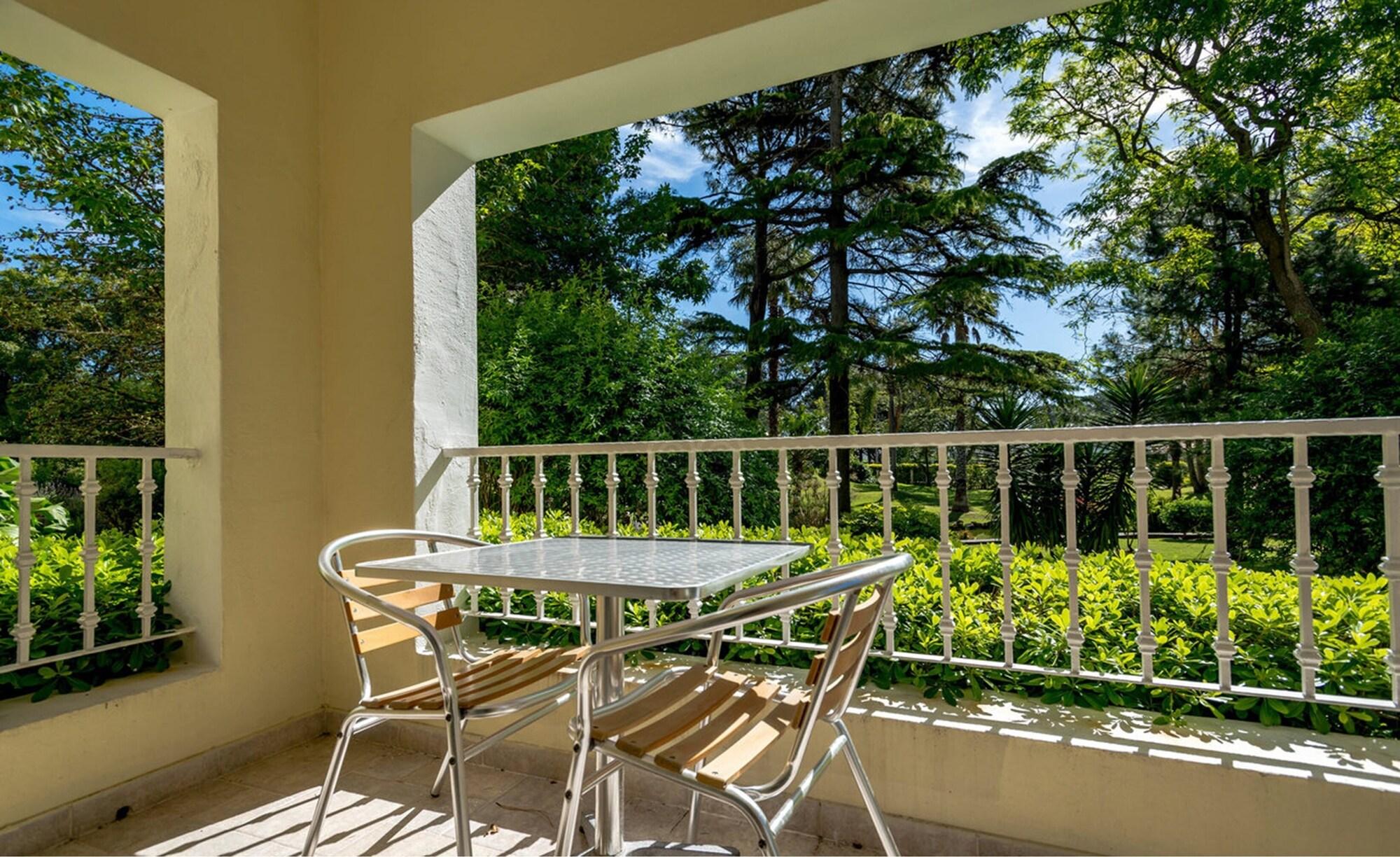 Parque Hotel Jean Clevers Punta del Este Bagian luar foto A balcony