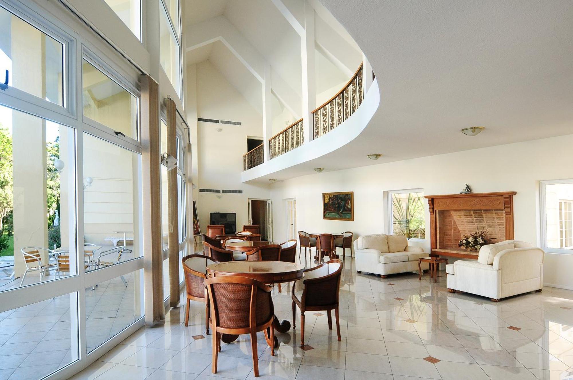 Parque Hotel Jean Clevers Punta del Este Bagian luar foto Interior of the residence