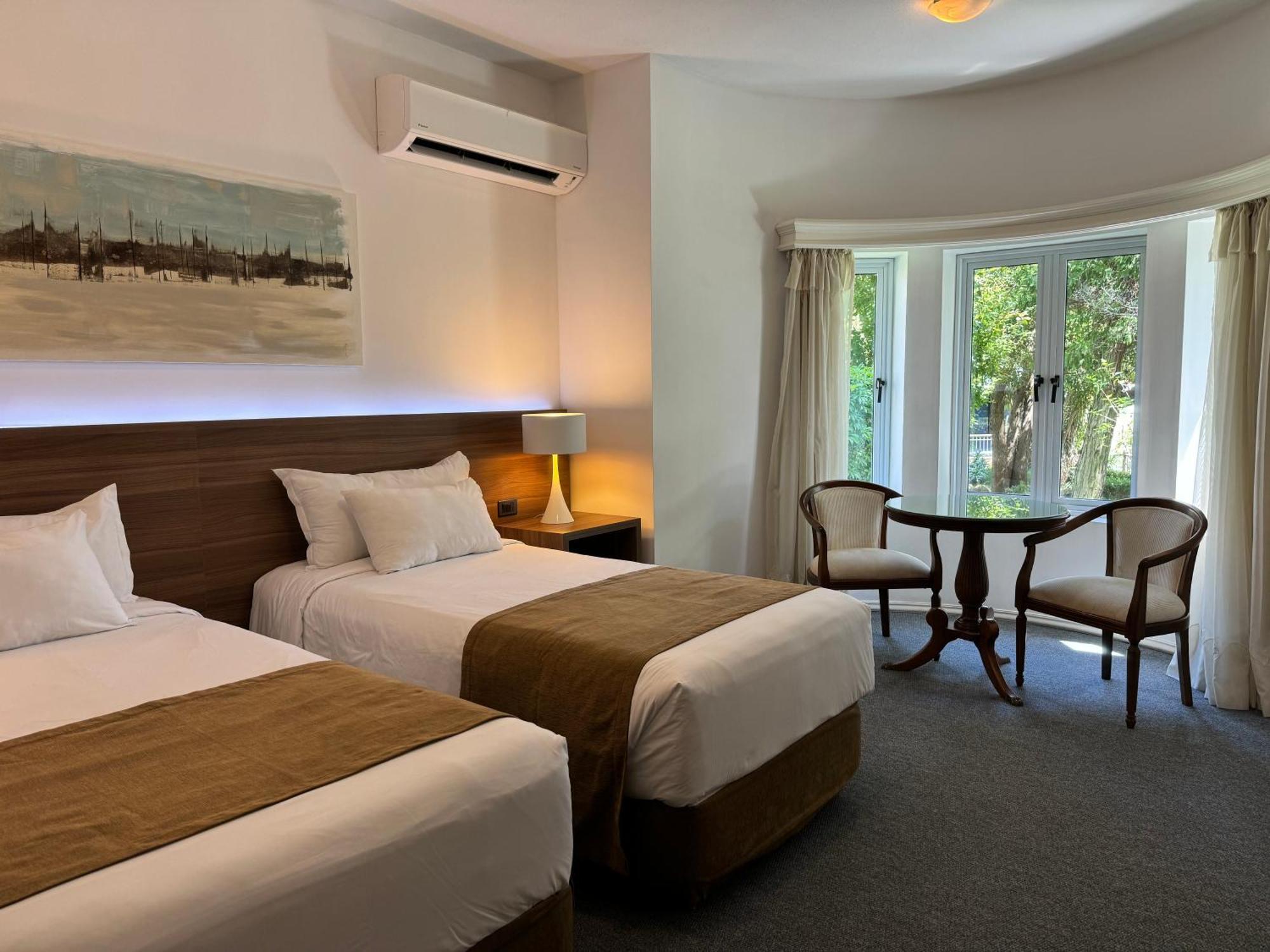 Parque Hotel Jean Clevers Punta del Este Bagian luar foto A room at the hotel