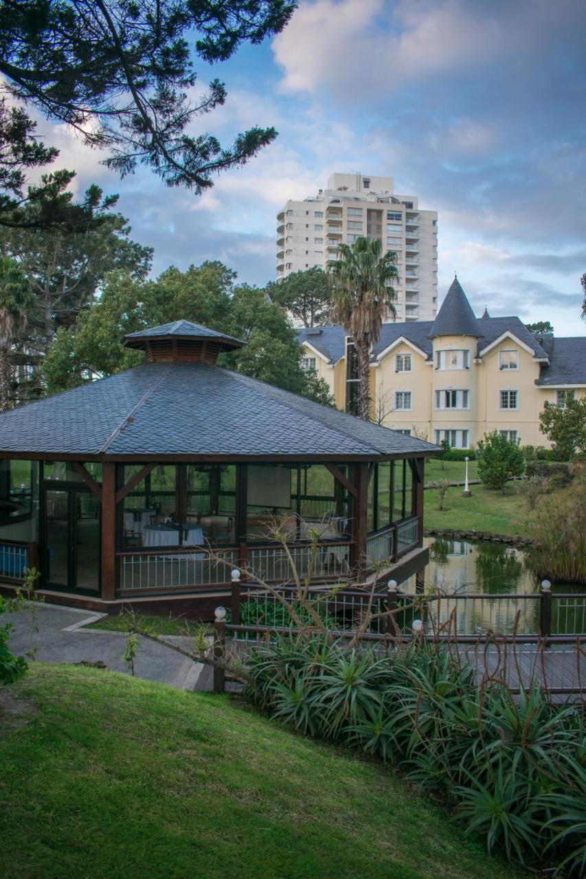 Parque Hotel Jean Clevers Punta del Este Bagian luar foto The resort's main building